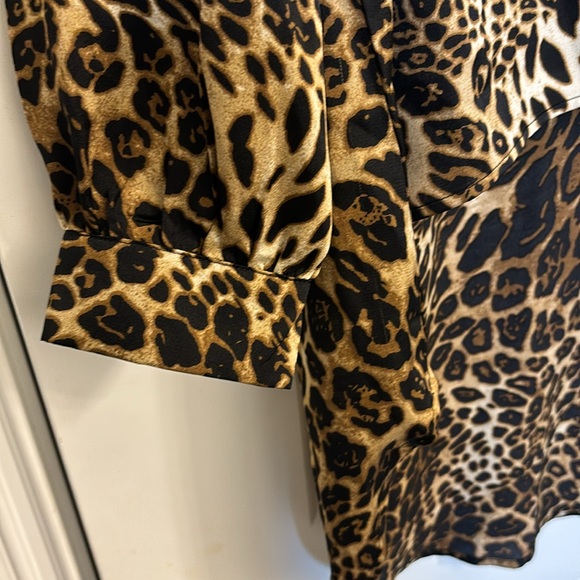 P Luca Milano Women’s High Low Blouse Leopard print NWT Size Large - Picture 5 of 6